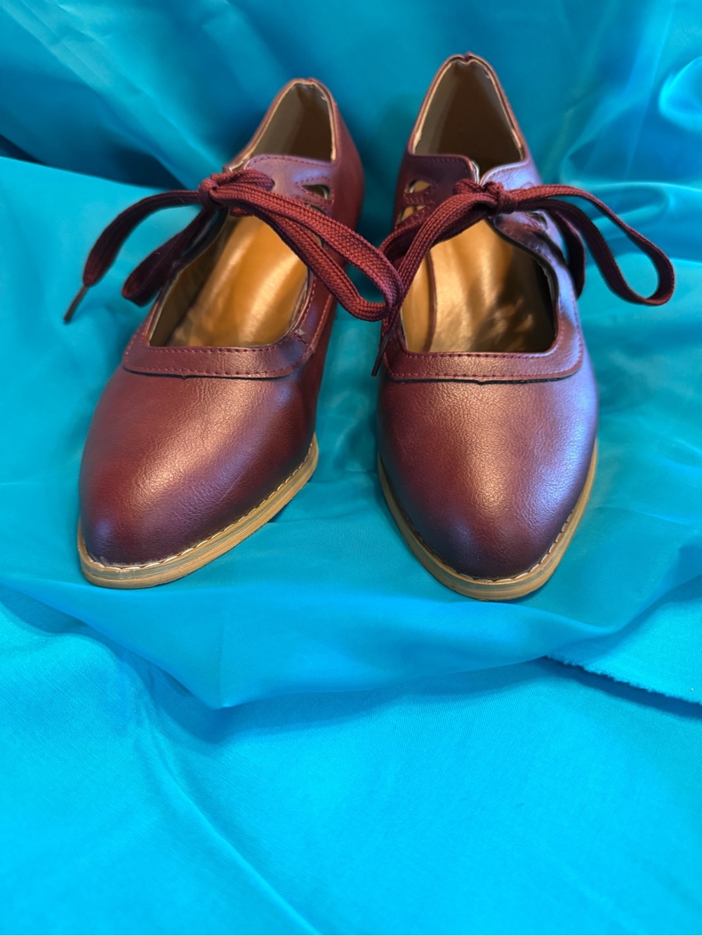 Women's Burgundy Lace-Up Flats with Rounded Toe